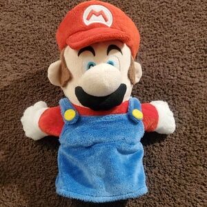 Nintendo Mario Plush Hand Puppet 2017
